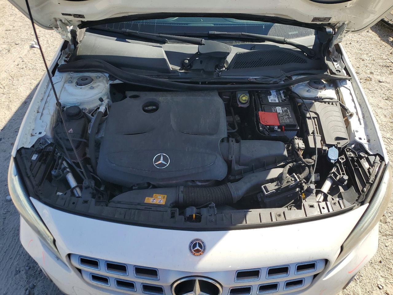 2019 MERCEDES-BENZ GLA 250 4MATIC photo 12