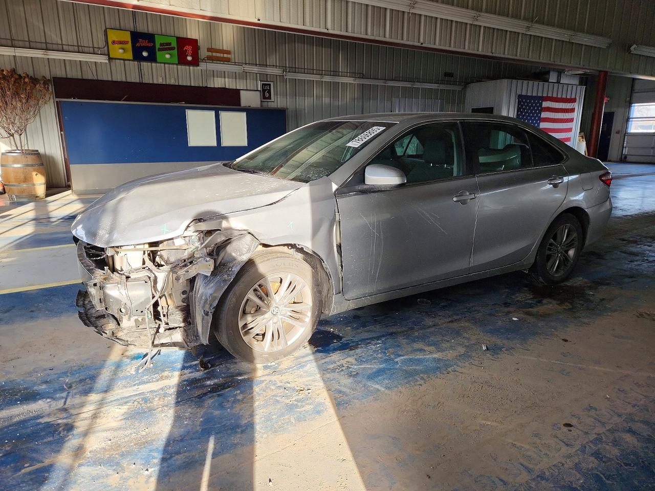 2017 TOYOTA CAMRY