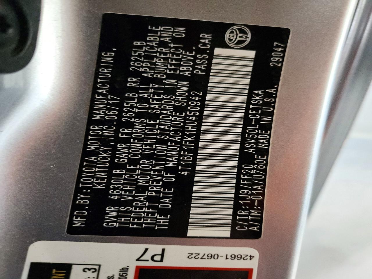 2017 TOYOTA CAMRY SE photo 13