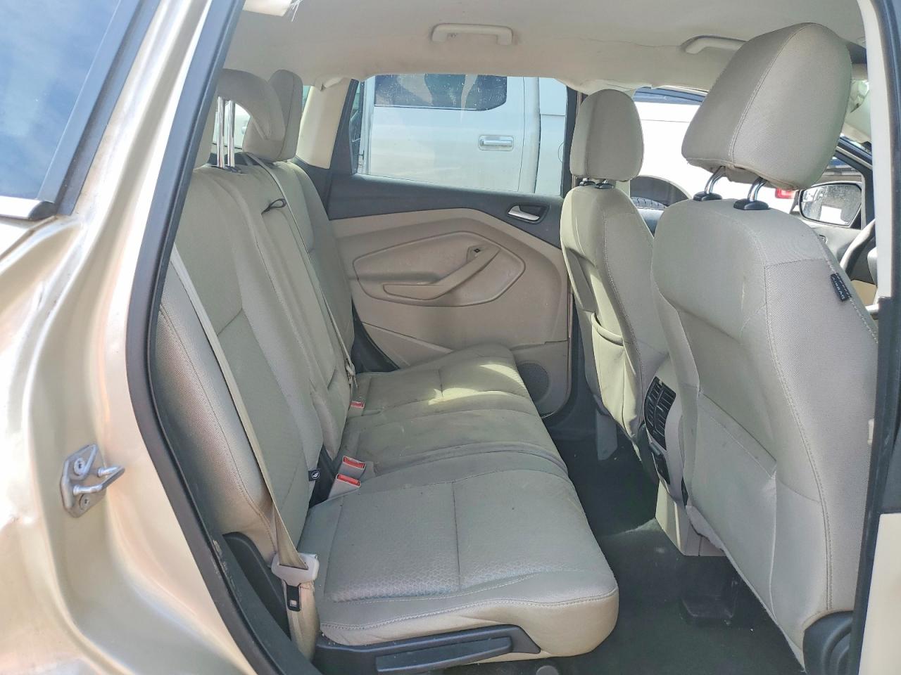 2017 FORD ESCAPE SE photo 21