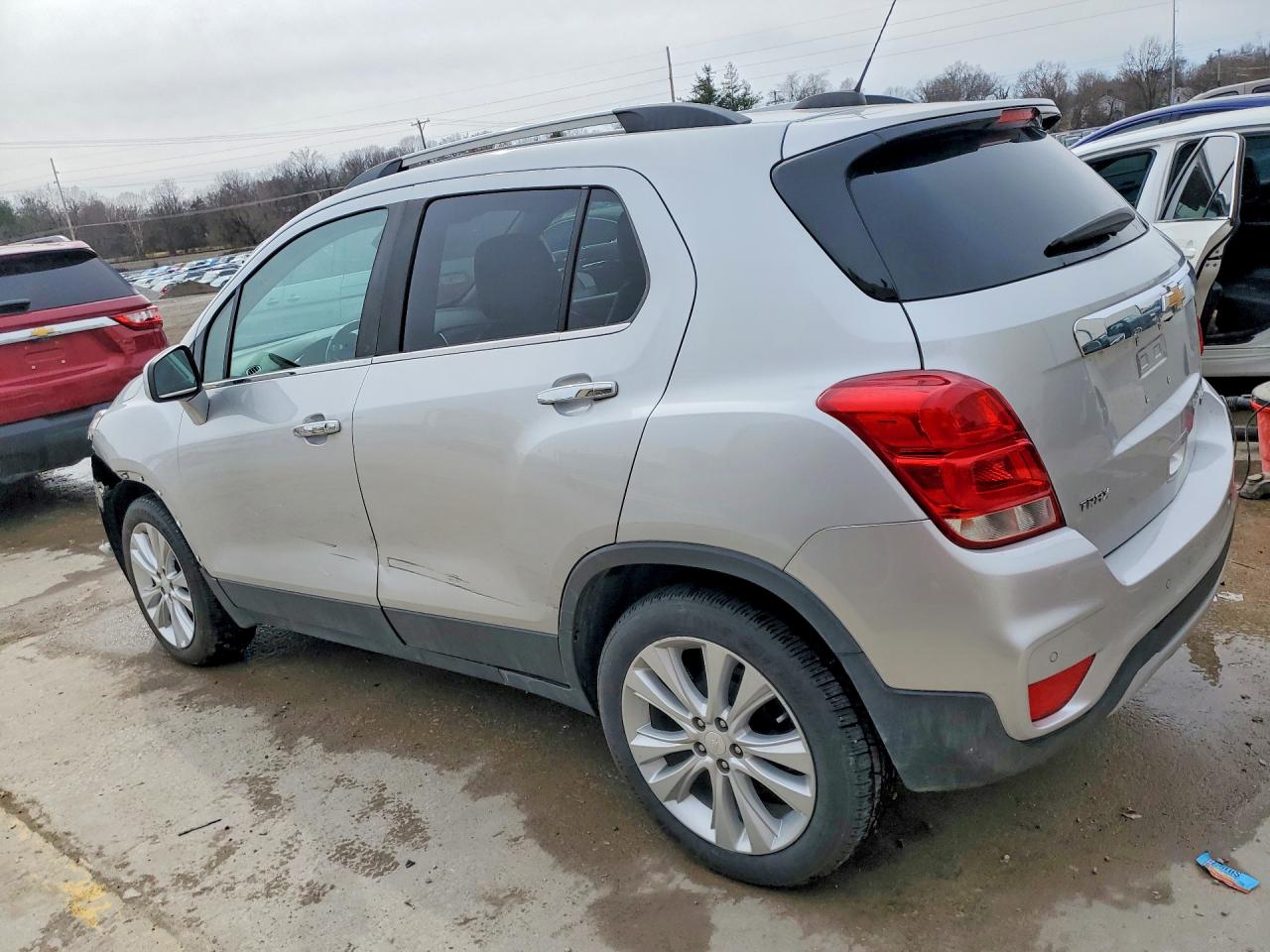 2019 CHEVROLET TRAX PREMIER photo 3
