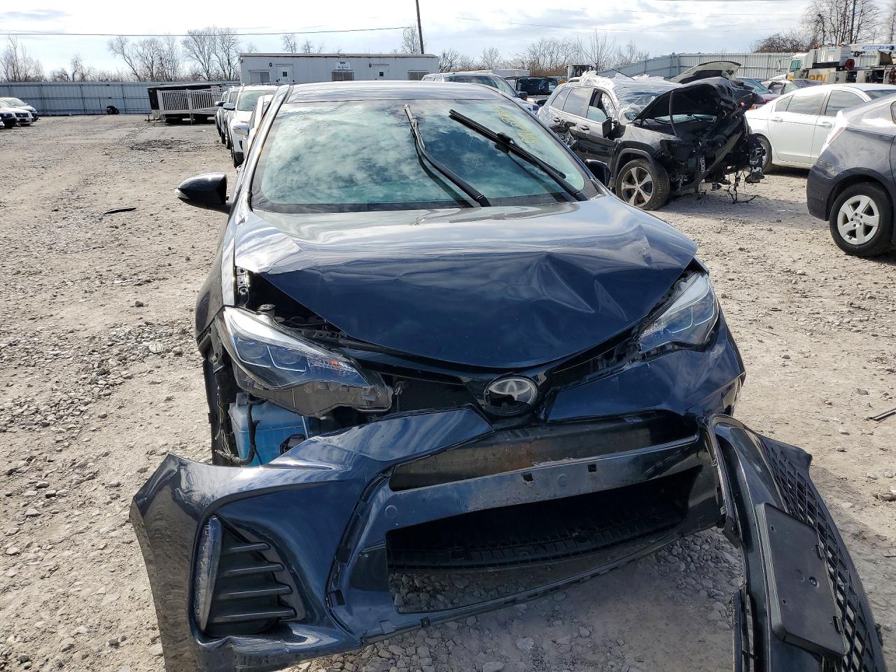 2017 TOYOTA COROLLA L photo 5