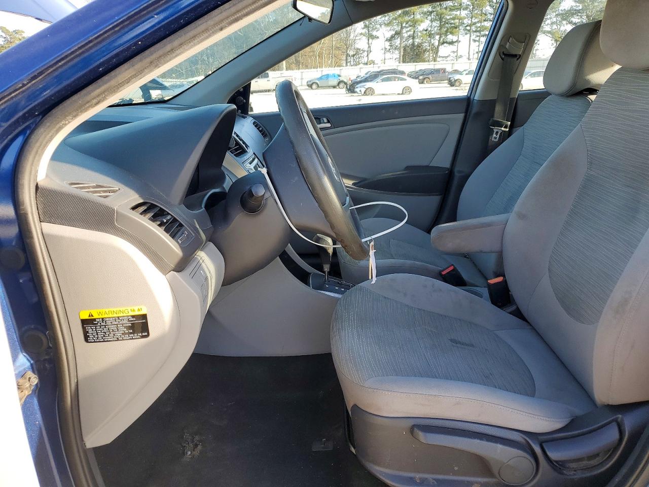 2017 HYUNDAI ACCENT SE photo 7