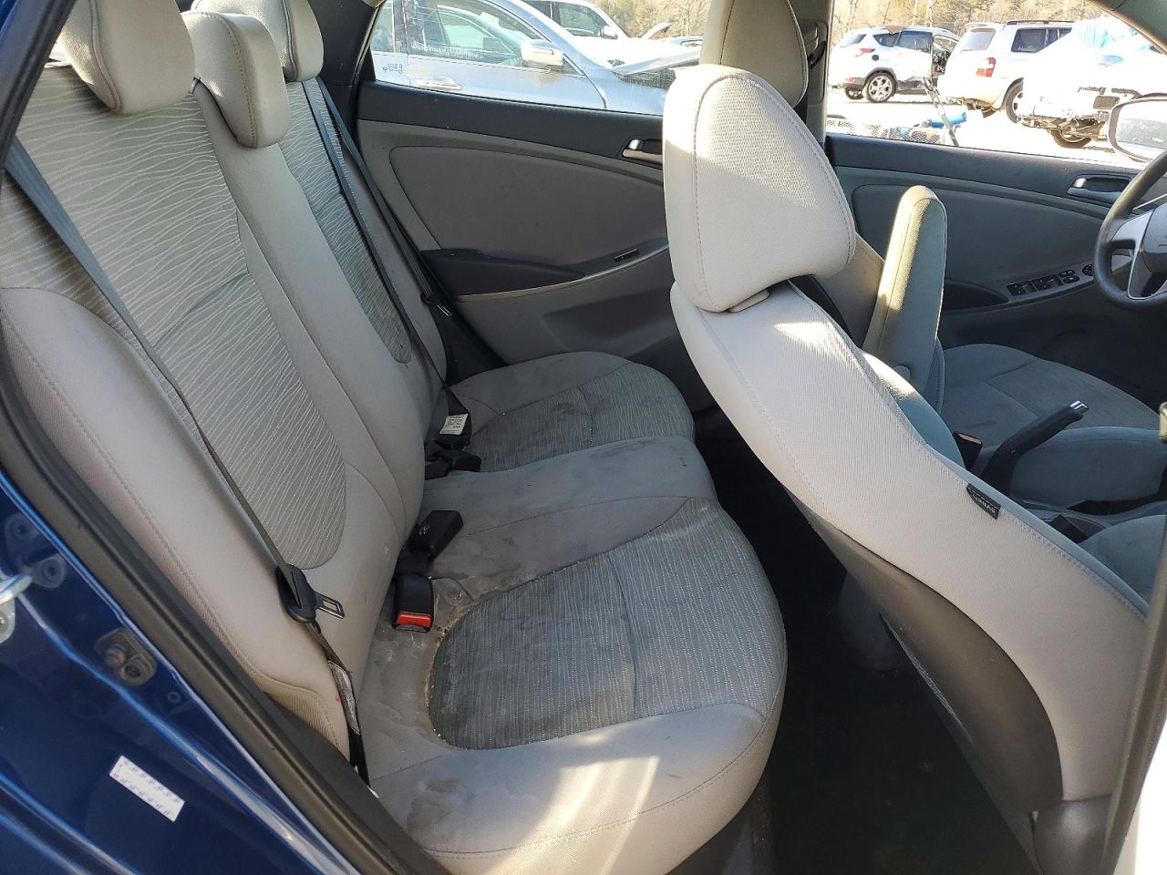 2017 HYUNDAI ACCENT SE photo 10