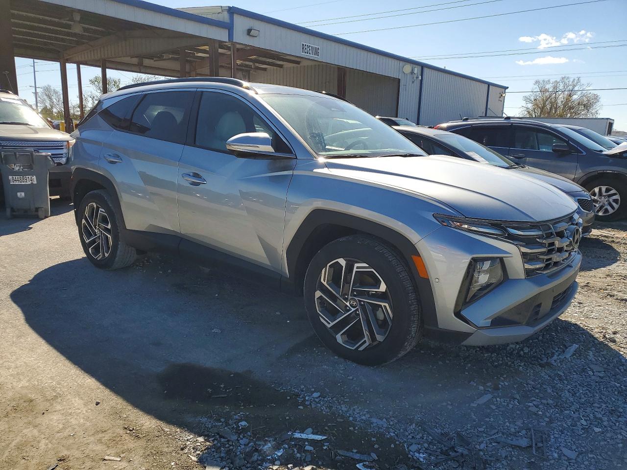 2025 HYUNDAI TUCSON LIMITED photo 4