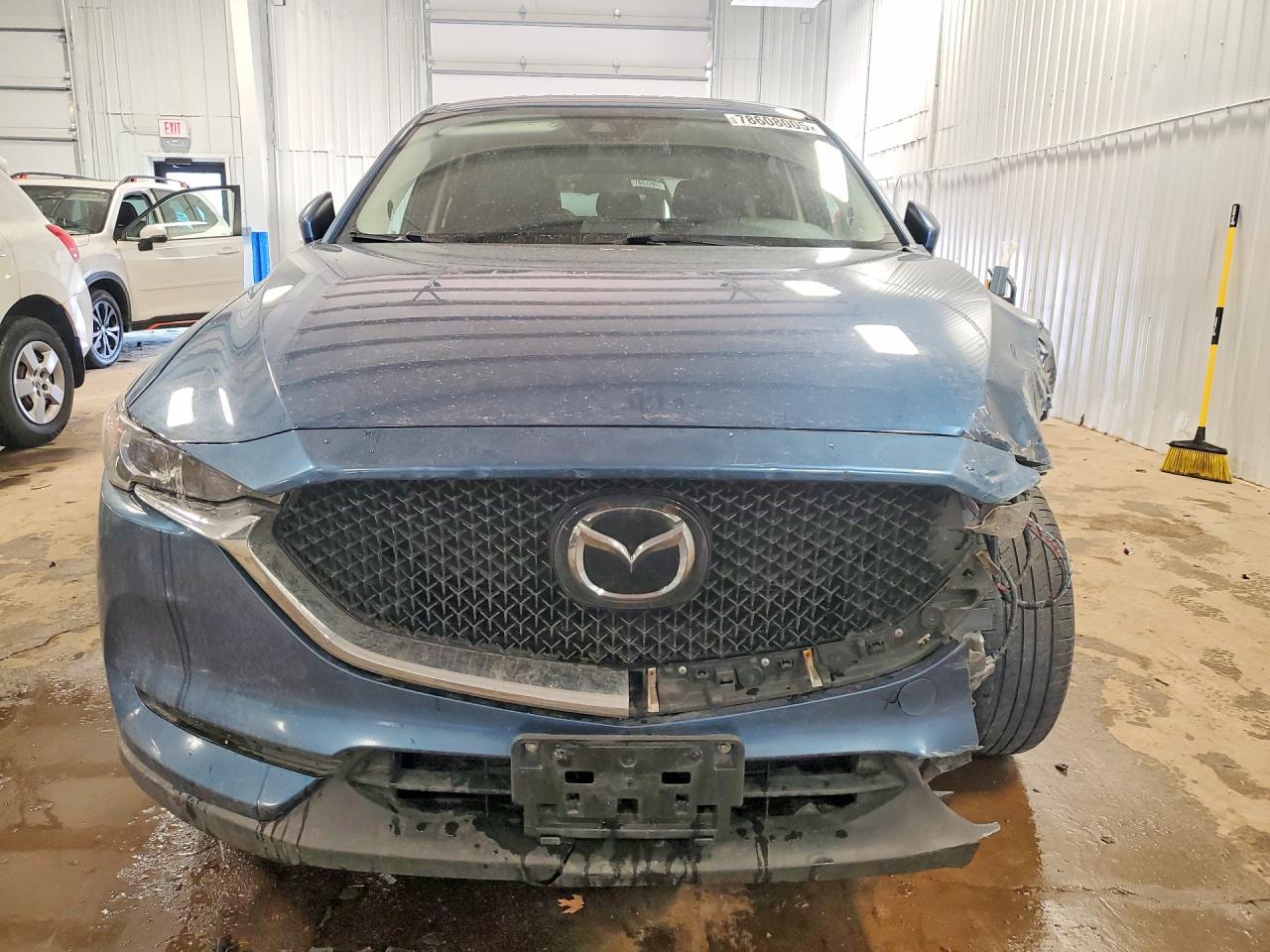 2020 MAZDA CX-5 TOURING photo 13