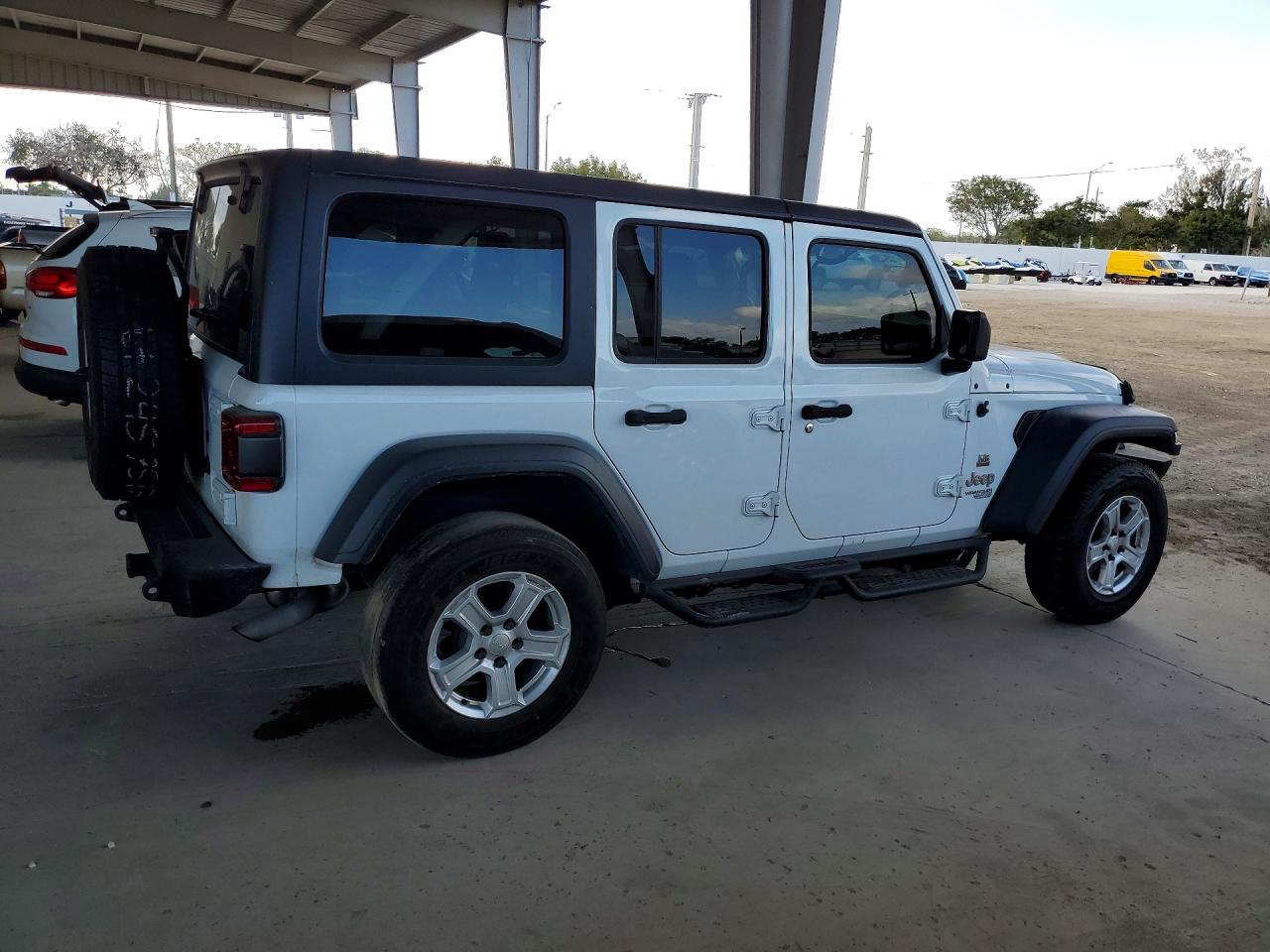 2019 JEEP WRANGLER UNLIMITED SPORT photo 3