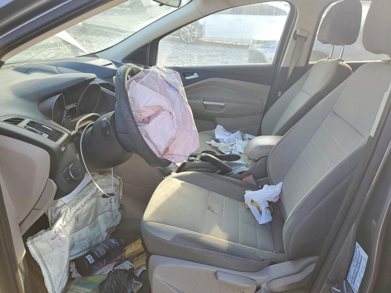2013 FORD ESCAPE SE photo 13