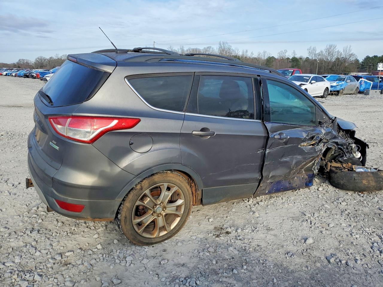 2013 FORD ESCAPE SE photo 5