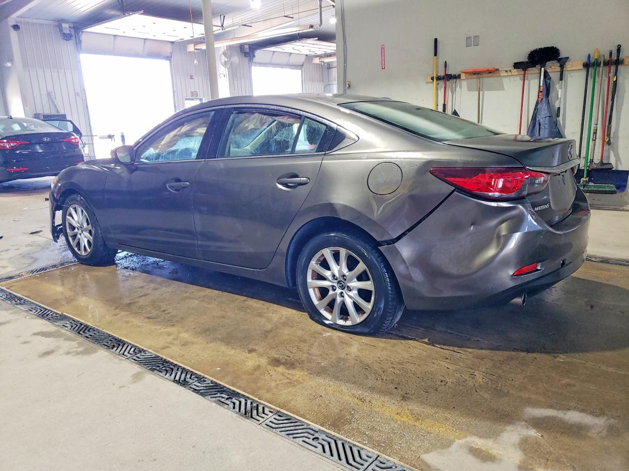 2016 MAZDA 6 SPORT photo 2