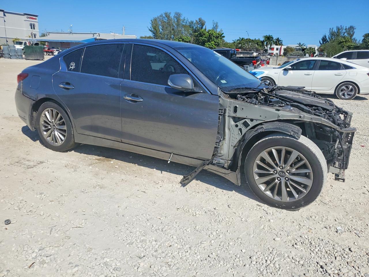 2018 INFINITI Q50 3.0T LUXE photo 4