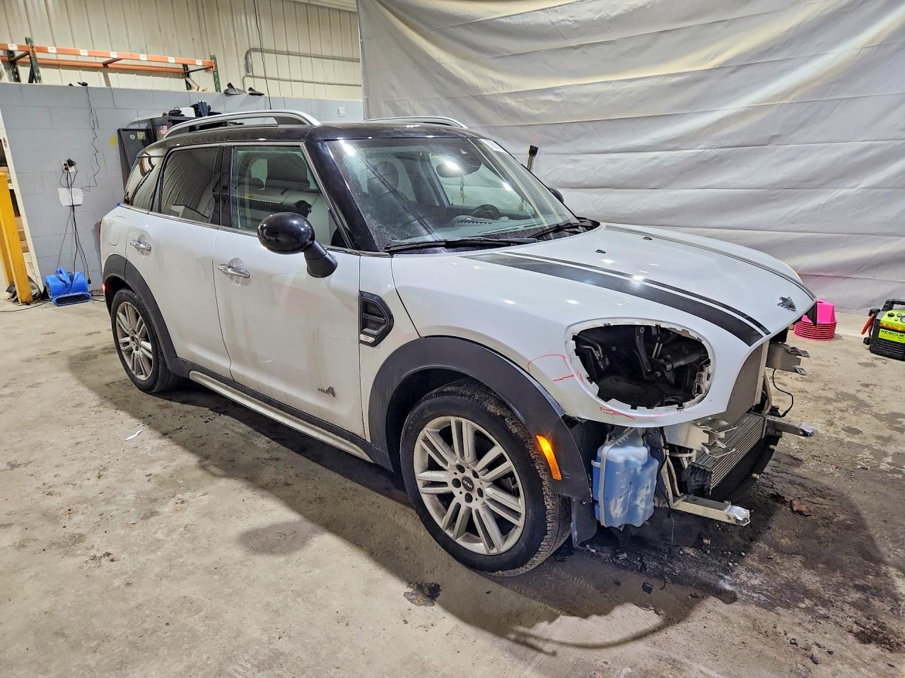 2019 MINI COOPER COUNTRYMAN ALL4 photo 4