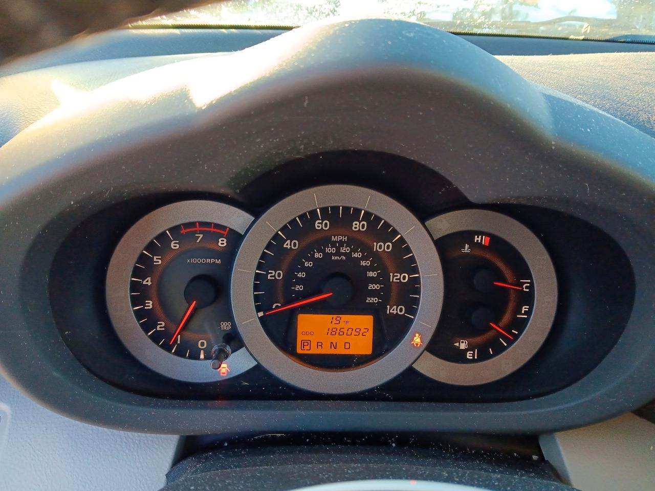 2012 TOYOTA RAV4 LIMITED photo 33