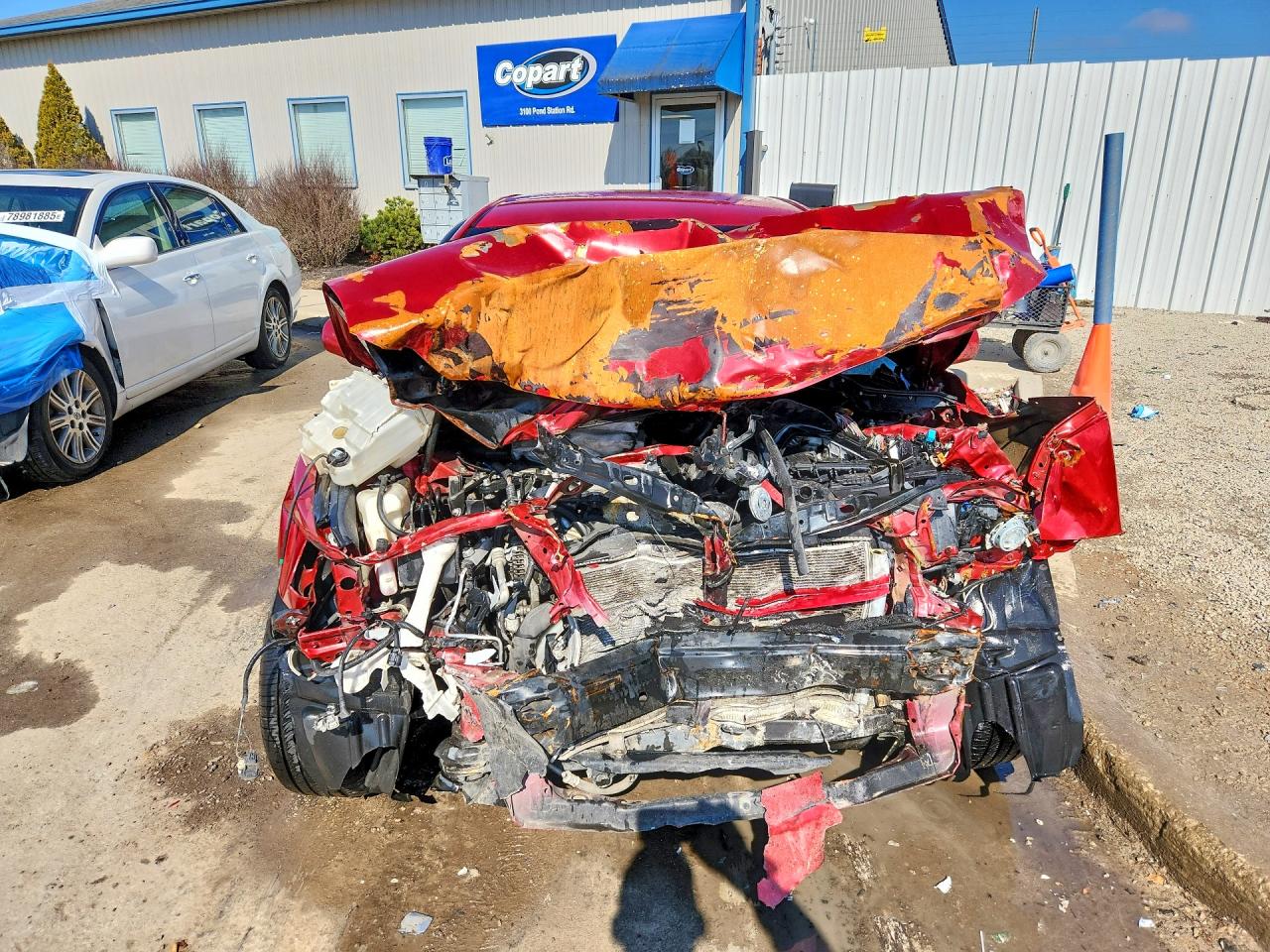 2011 TOYOTA CAMRY LE photo 13