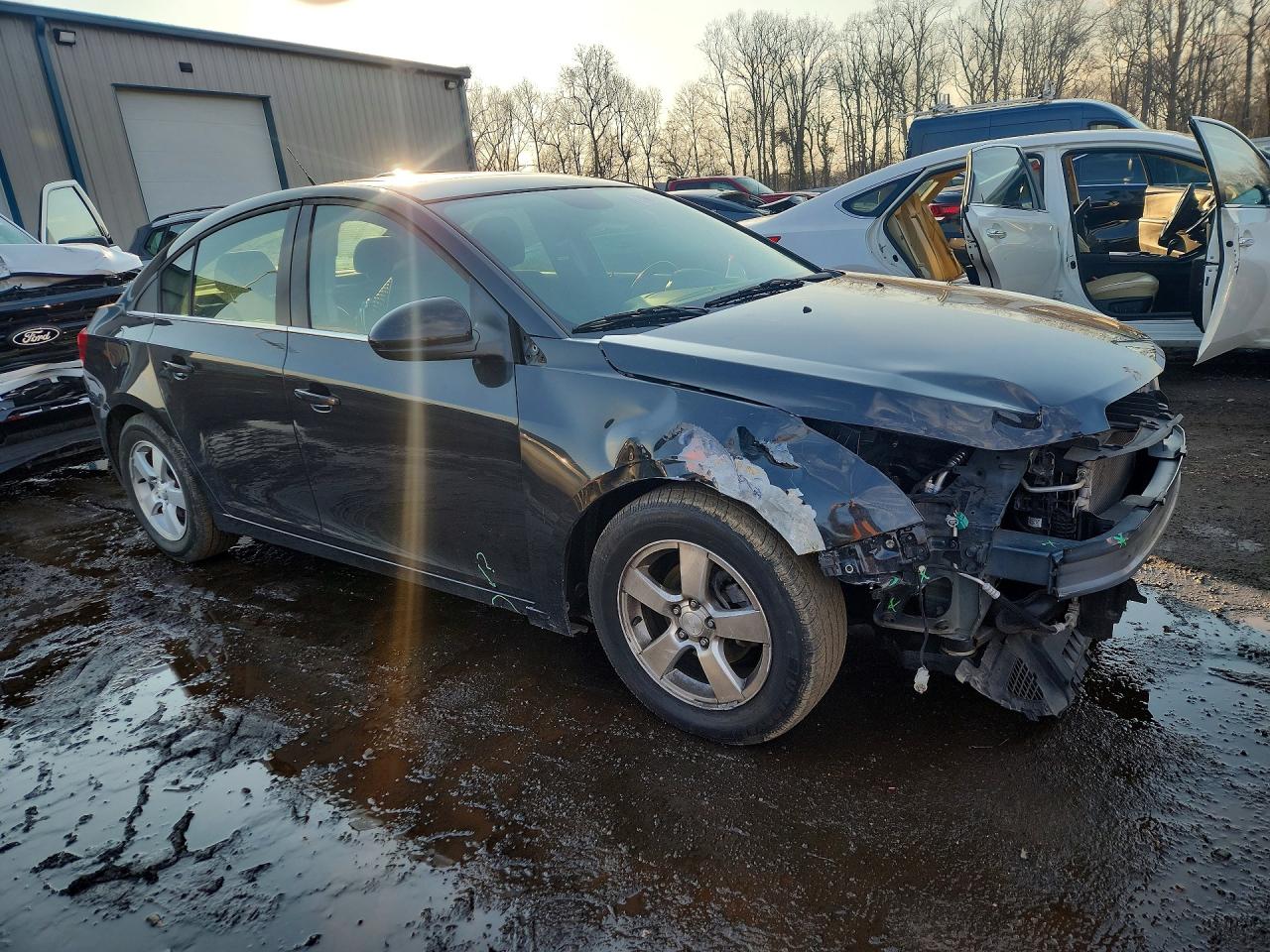 2013 CHEVROLET CRUZE LT photo 4