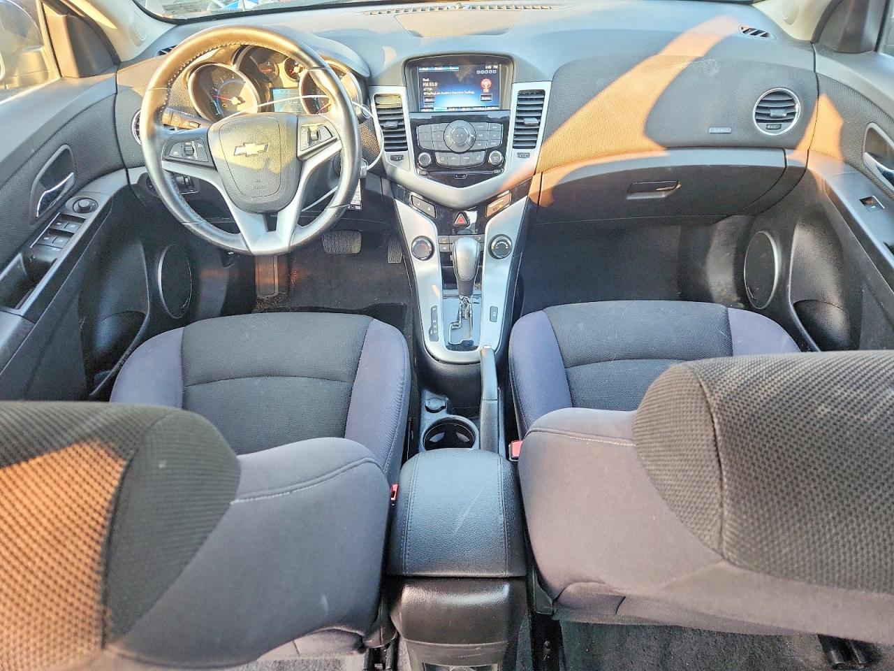 2013 CHEVROLET CRUZE LT photo 8