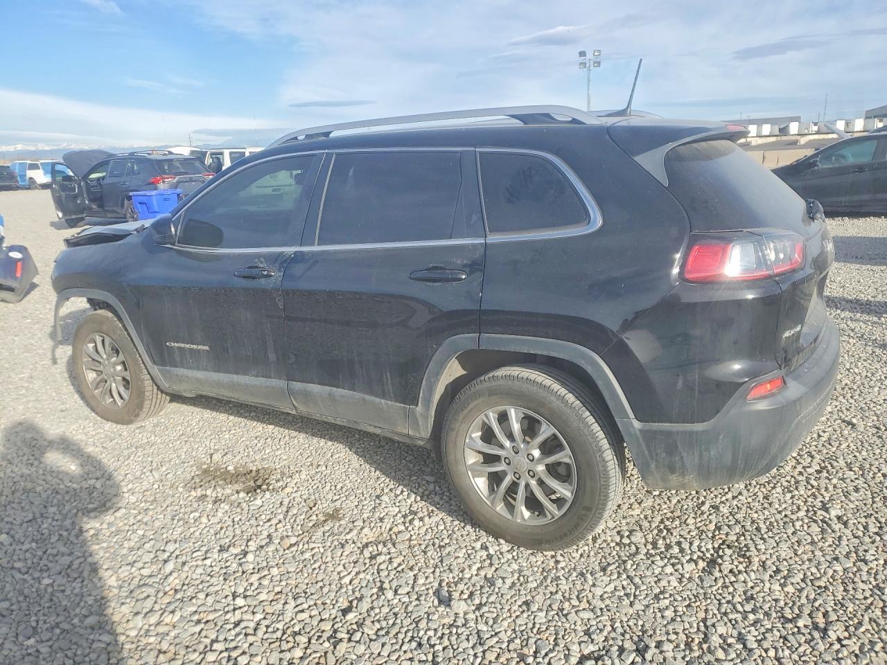 2019 JEEP CHEROKEE LATITUDE PLUS photo 3