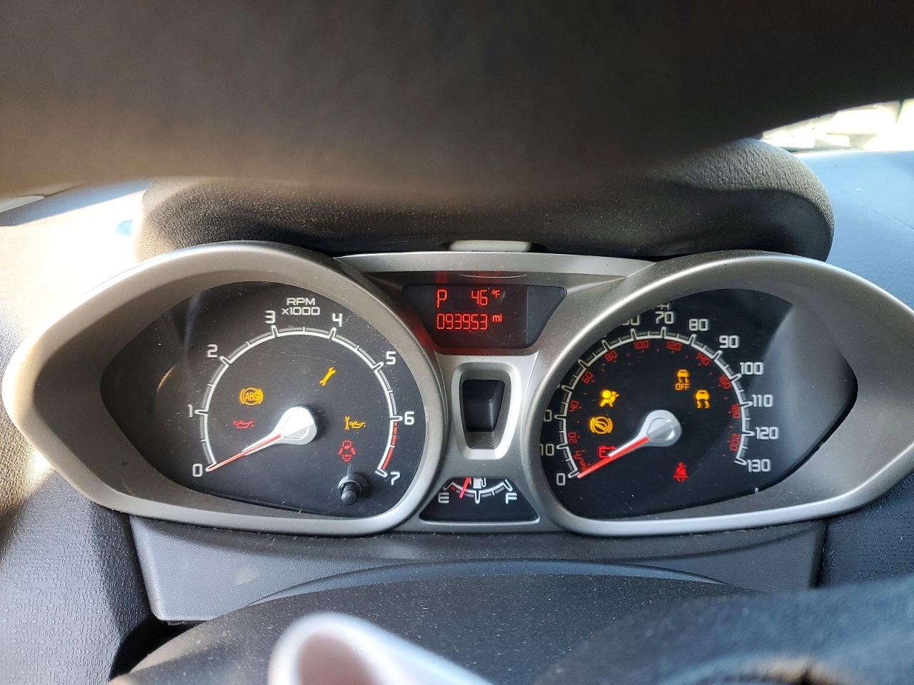 2012 FORD FIESTA SE photo 25