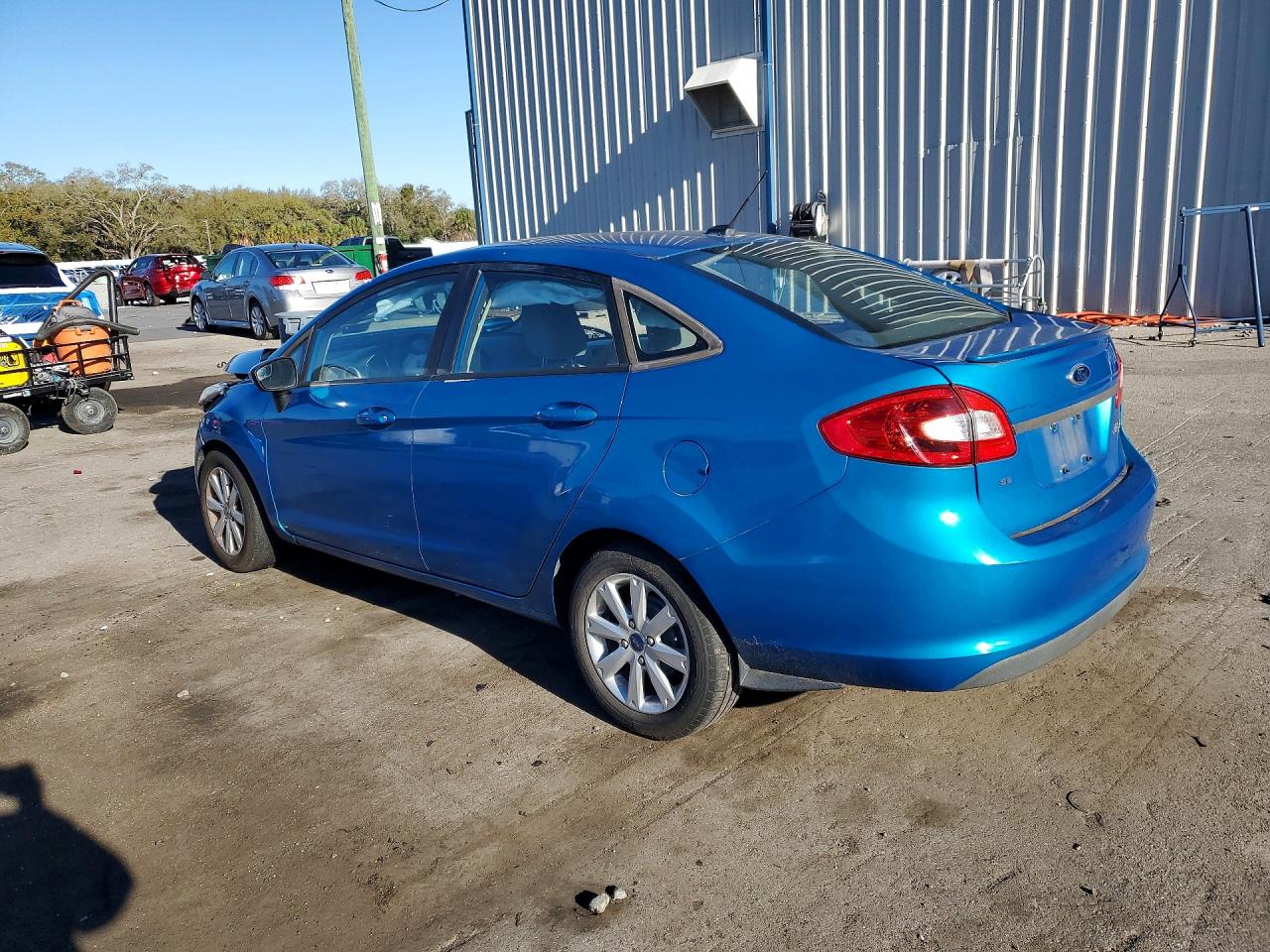 2012 FORD FIESTA SE photo 4