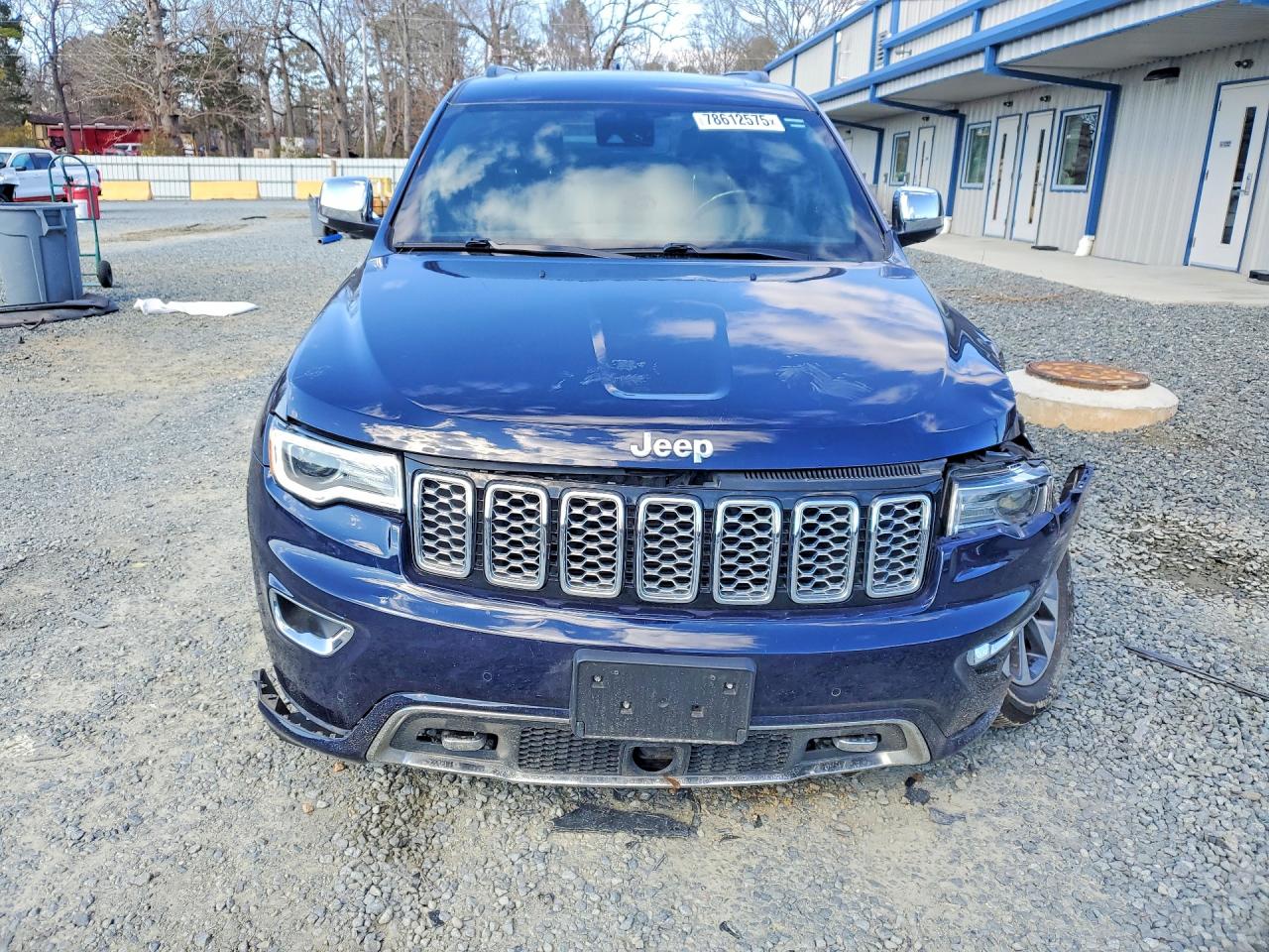 2018 JEEP GRAND CHEROKEE OVERLAND photo 9