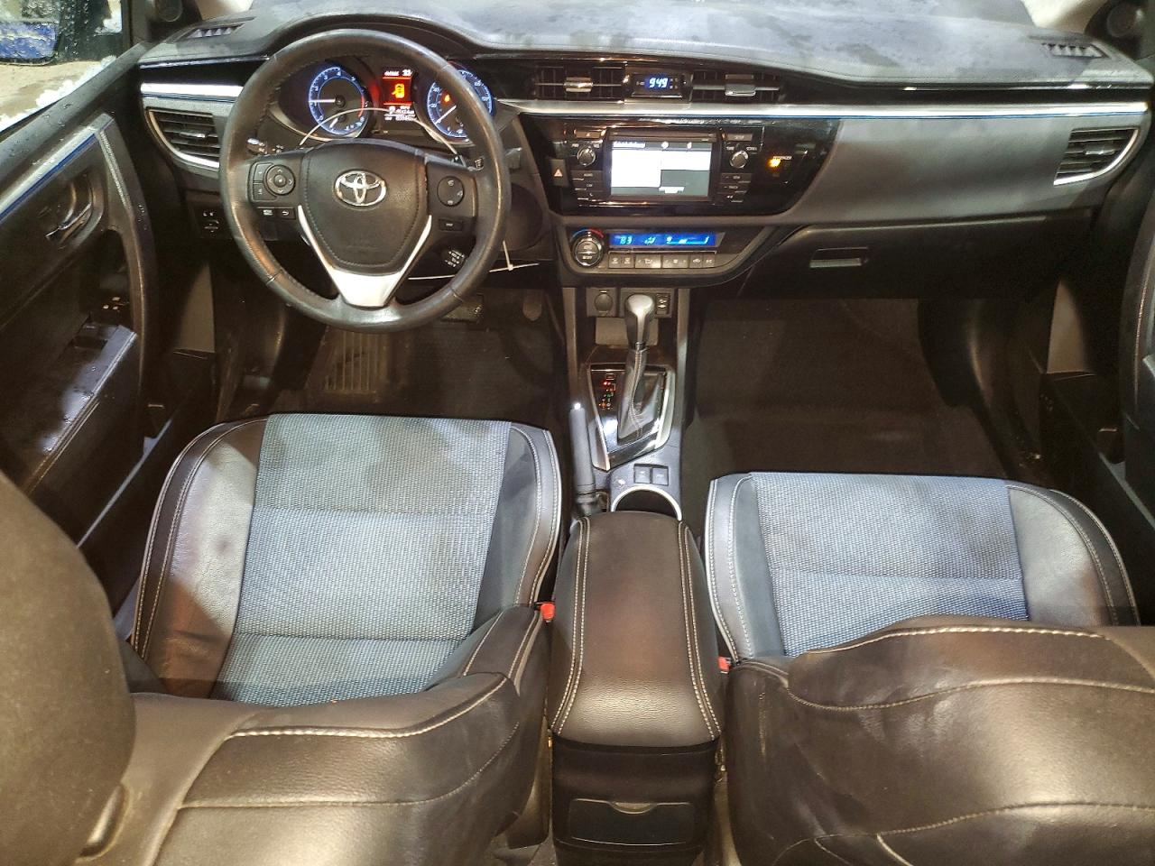 2015 TOYOTA COROLLA S PLUS photo 22