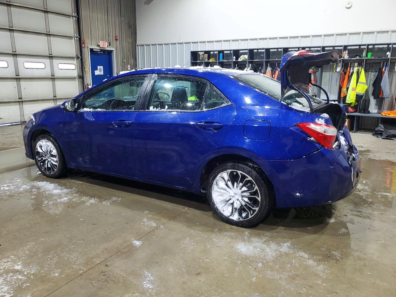 2015 TOYOTA COROLLA S PLUS photo 4