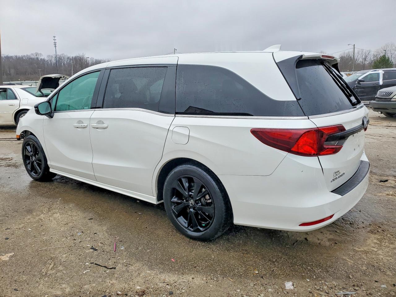2023 HONDA ODYSSEY SPORT-L photo 2