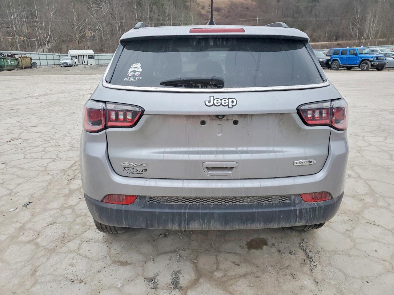 2019 JEEP COMPASS LATITUDE photo 16
