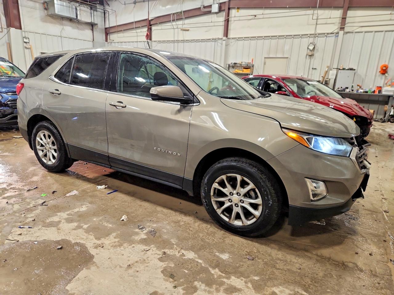 2018 CHEVROLET EQUINOX LT photo 4