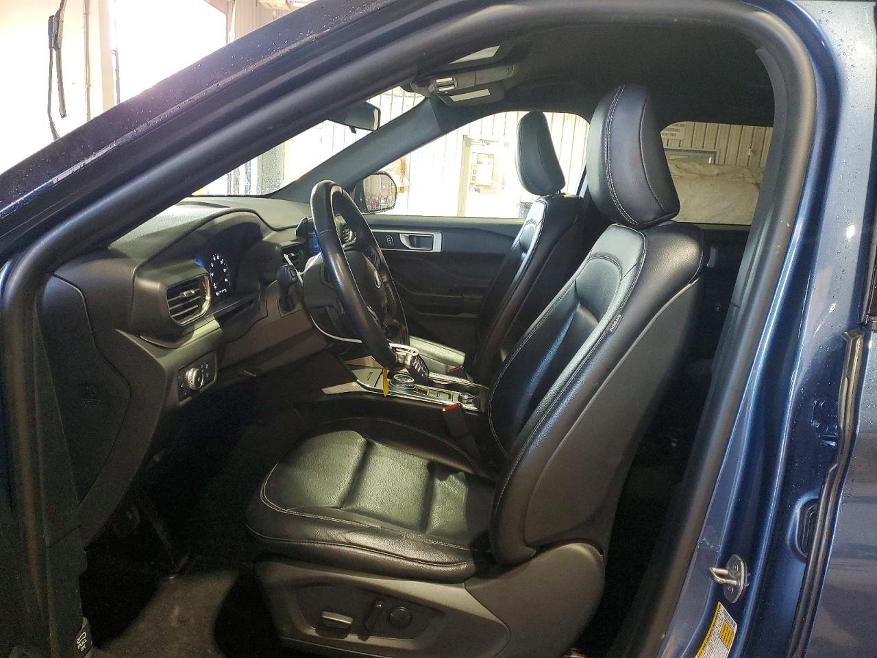 2020 FORD EXPLORER XLT photo 7