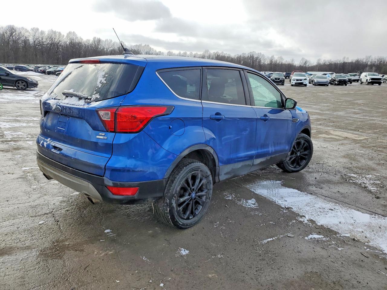 2019 FORD ESCAPE SE photo 3