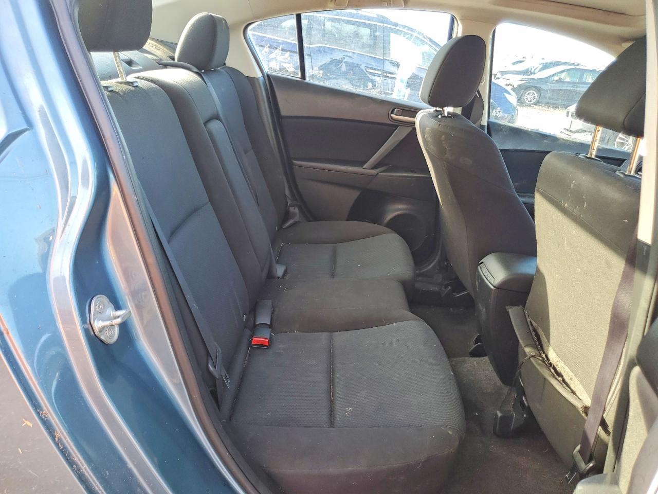 2010 MAZDA 3 I photo 19