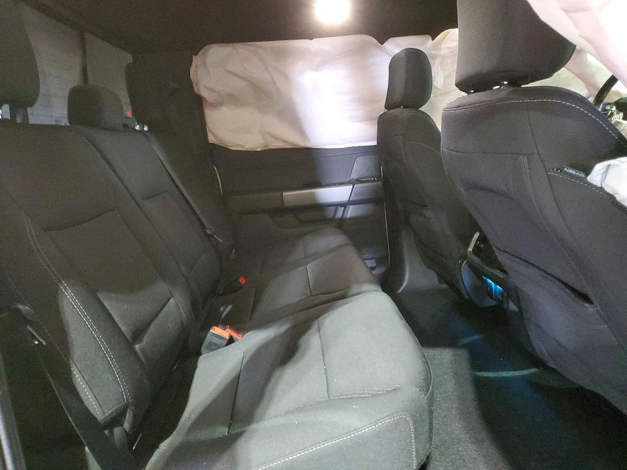 2025 FORD F150 XLT photo 19