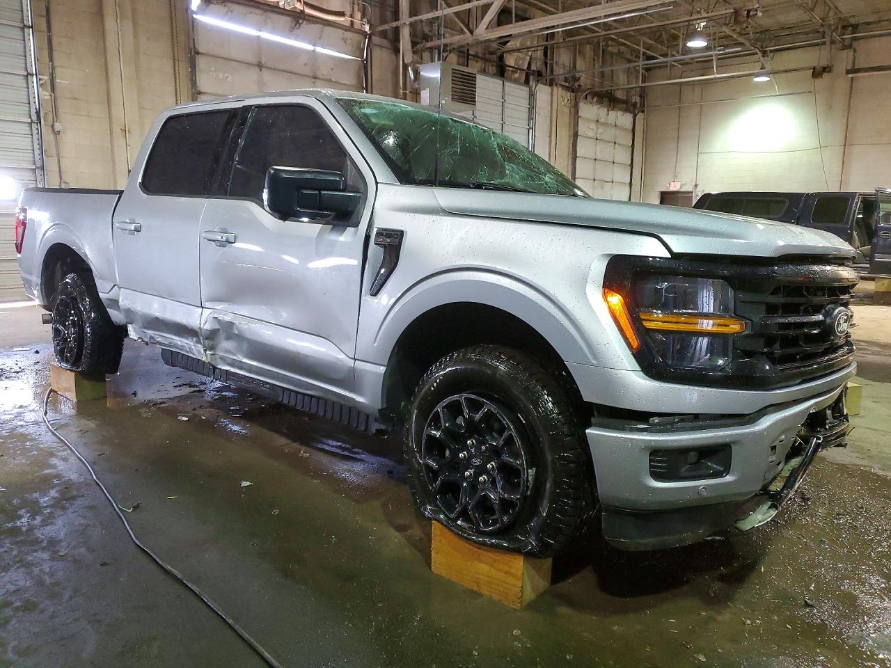 2025 FORD F150 XLT photo 7
