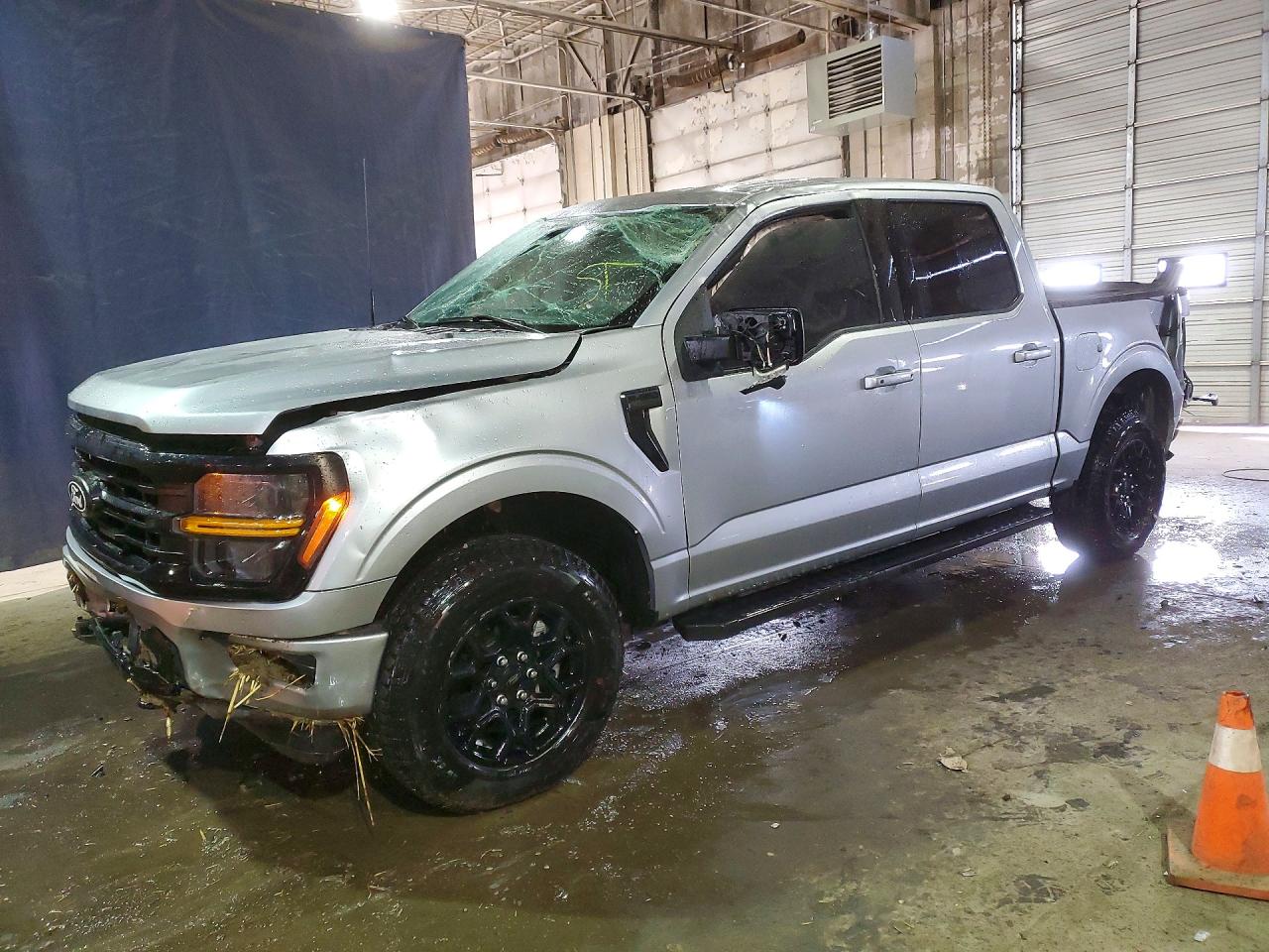 2025 FORD F150