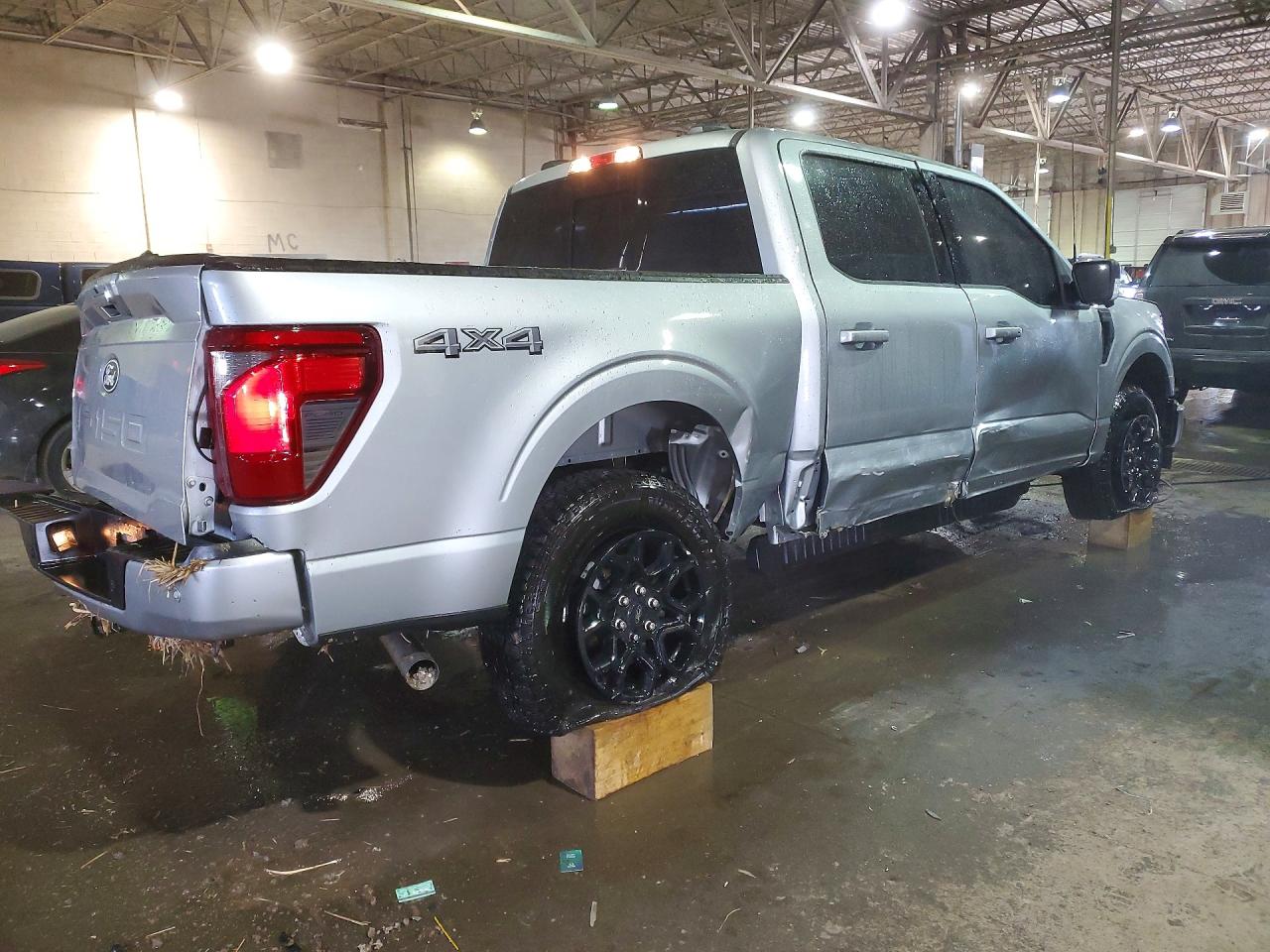 2025 FORD F150 XLT photo 5
