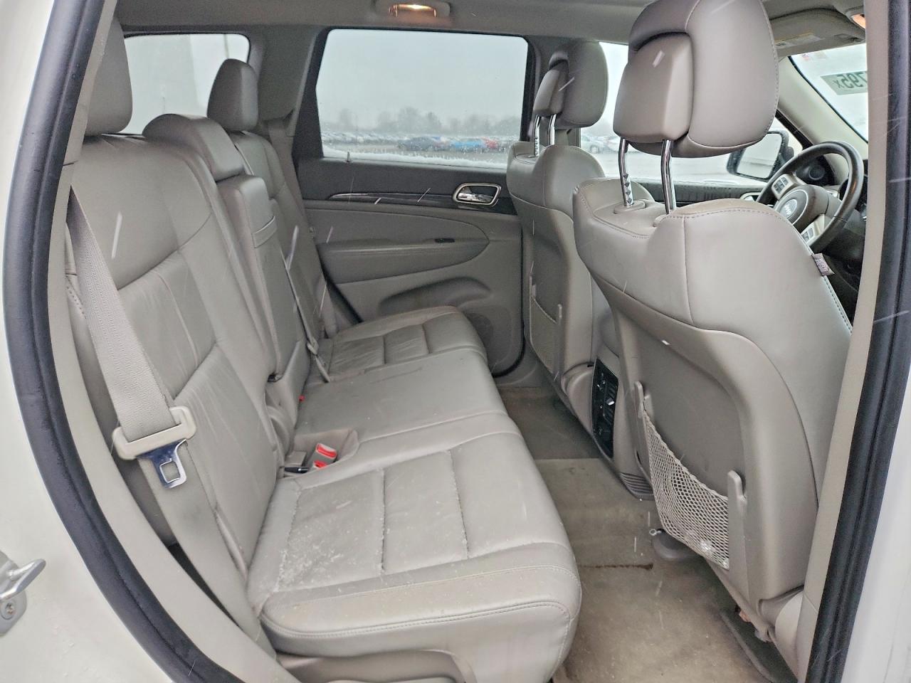 2012 JEEP GRAND CHEROKEE LAREDO photo 11