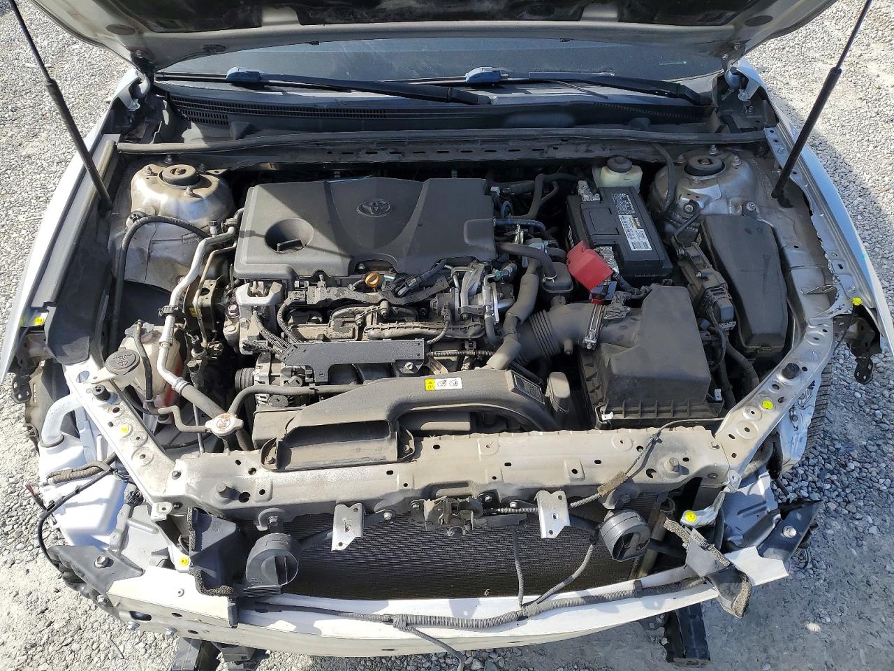 2018 TOYOTA CAMRY SE photo 21
