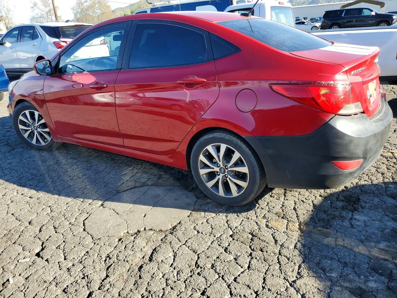 2017 HYUNDAI ACCENT photo 2