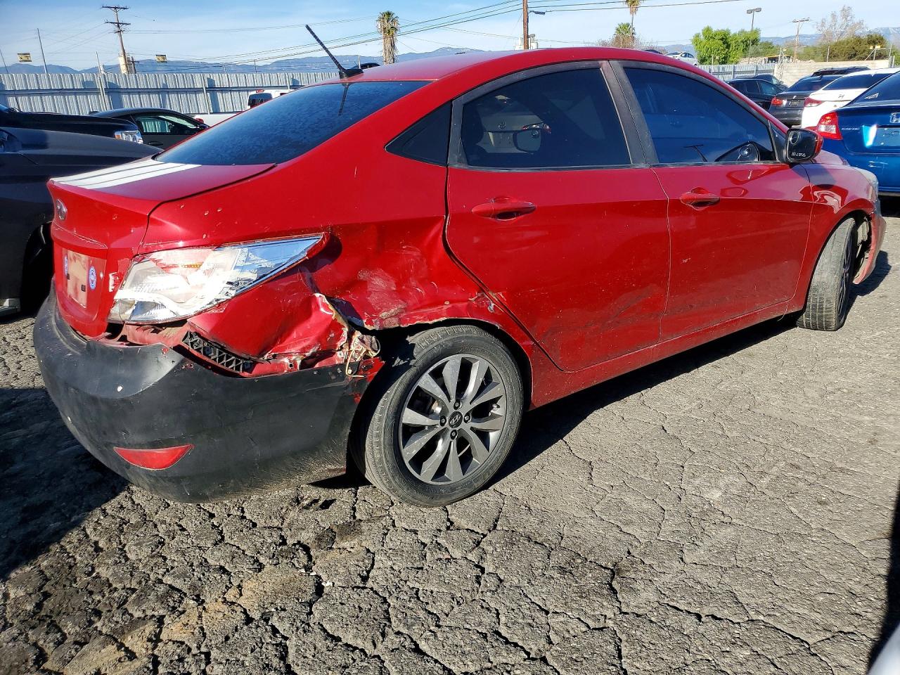 2017 HYUNDAI ACCENT photo 3