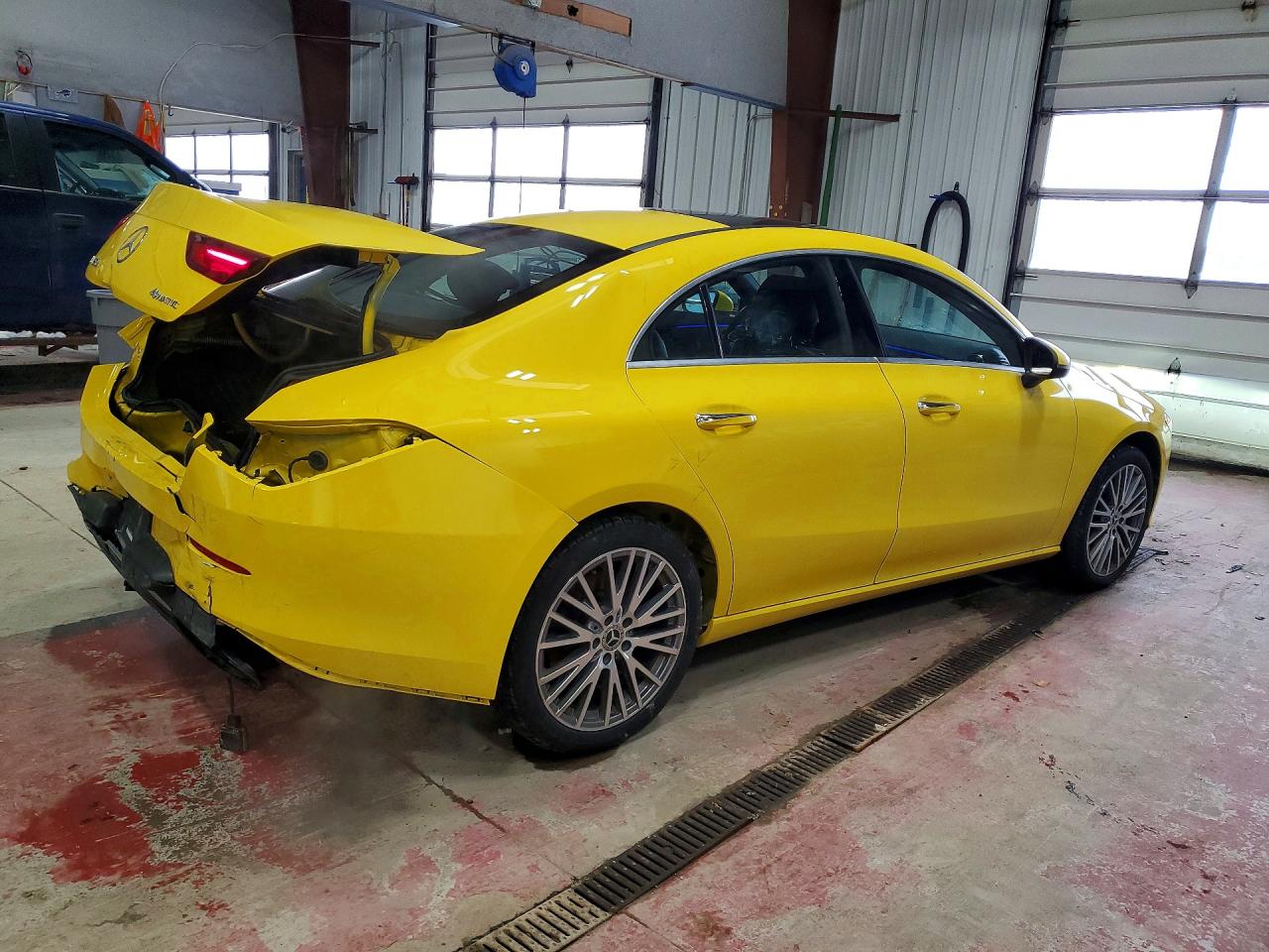 2023 MERCEDES-BENZ CLA 250 4MATIC photo 3