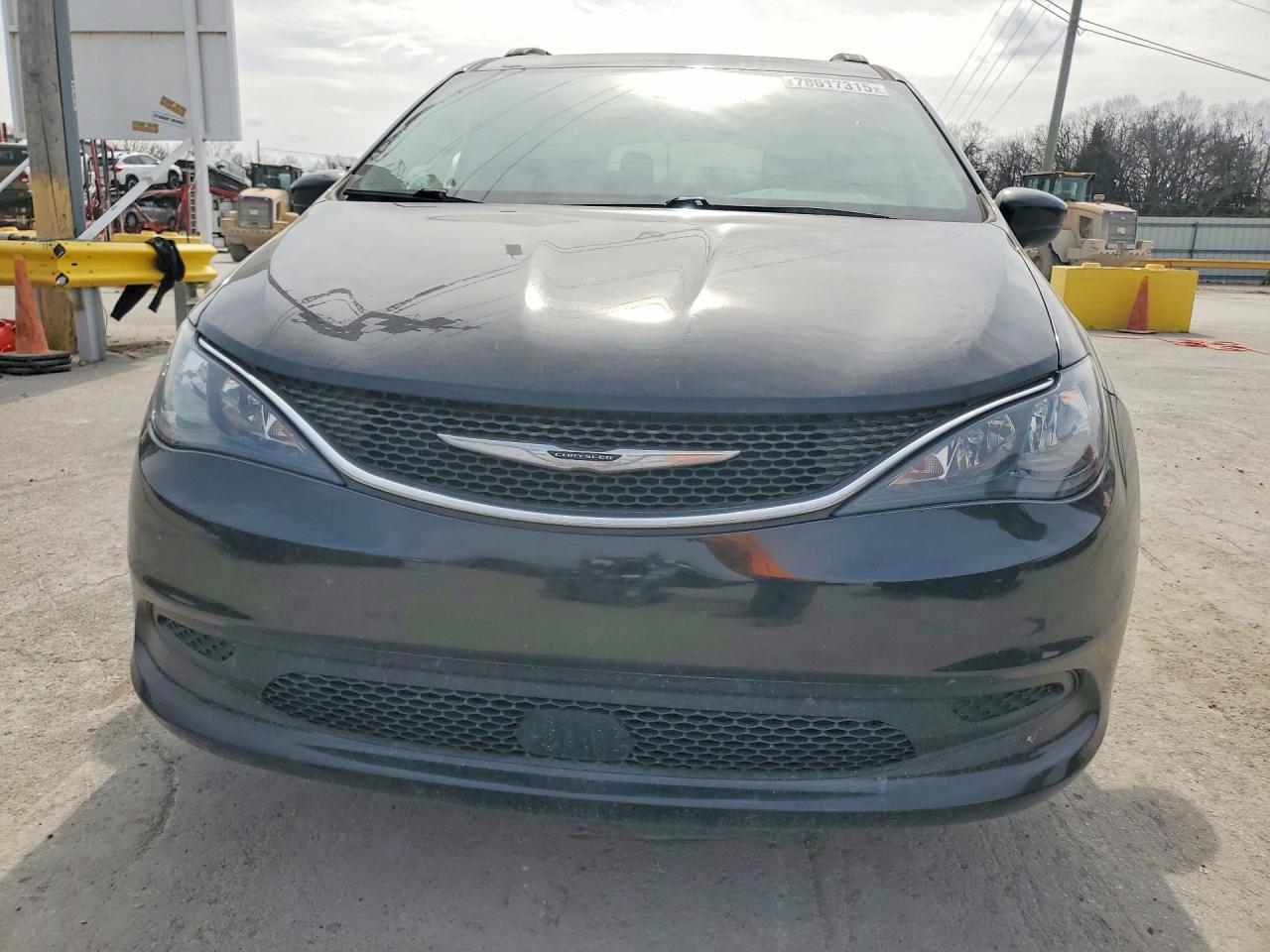 2021 CHRYSLER VOYAGER LXI photo 5