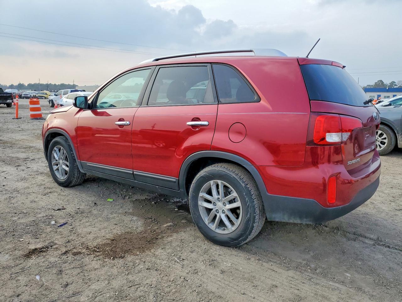 2015 KIA SORENTO LX photo 3