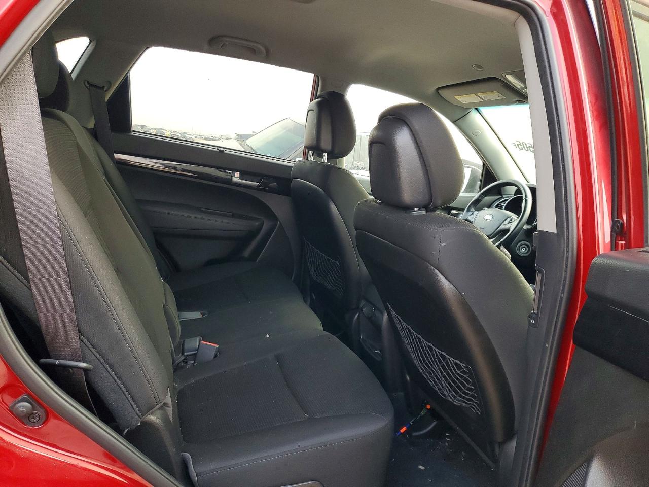 2015 KIA SORENTO LX photo 21