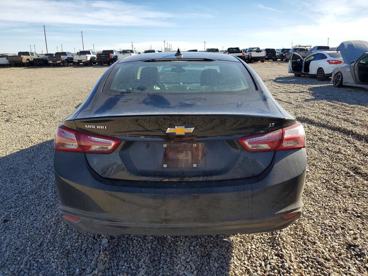 2021 CHEVROLET MALIBU LT photo 11