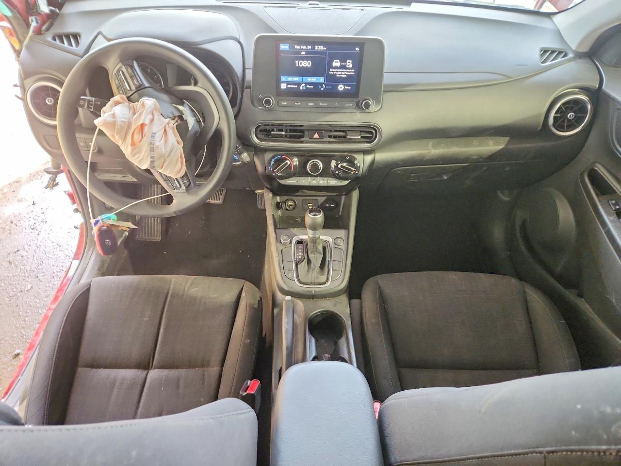 2022 HYUNDAI KONA SEL photo 8