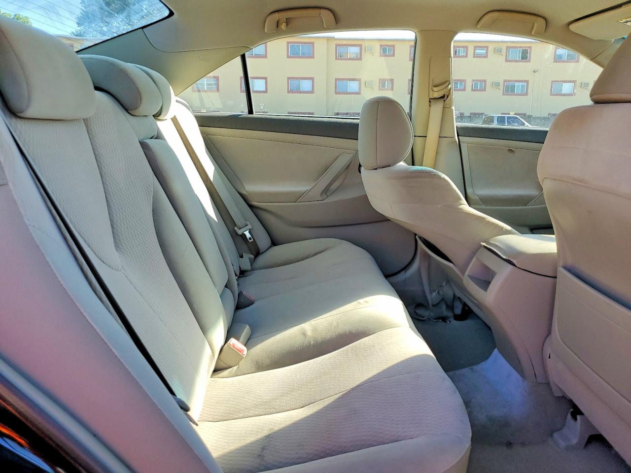 2011 TOYOTA CAMRY BASE photo 28