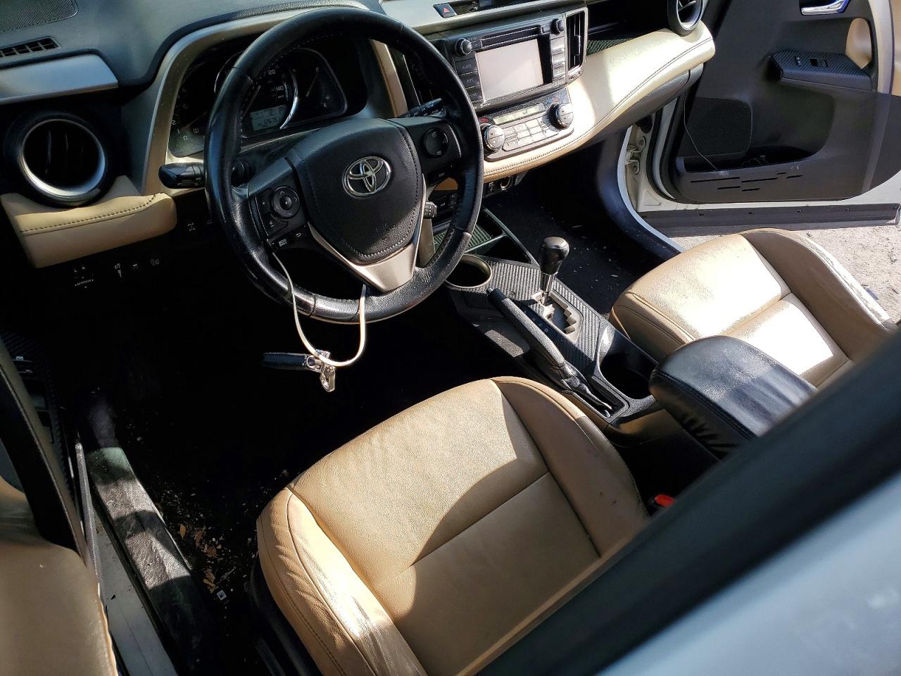 2015 TOYOTA RAV4 LIMITED photo 19