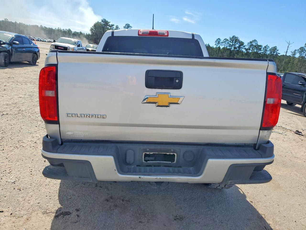 2019 CHEV COLORADO photo 11