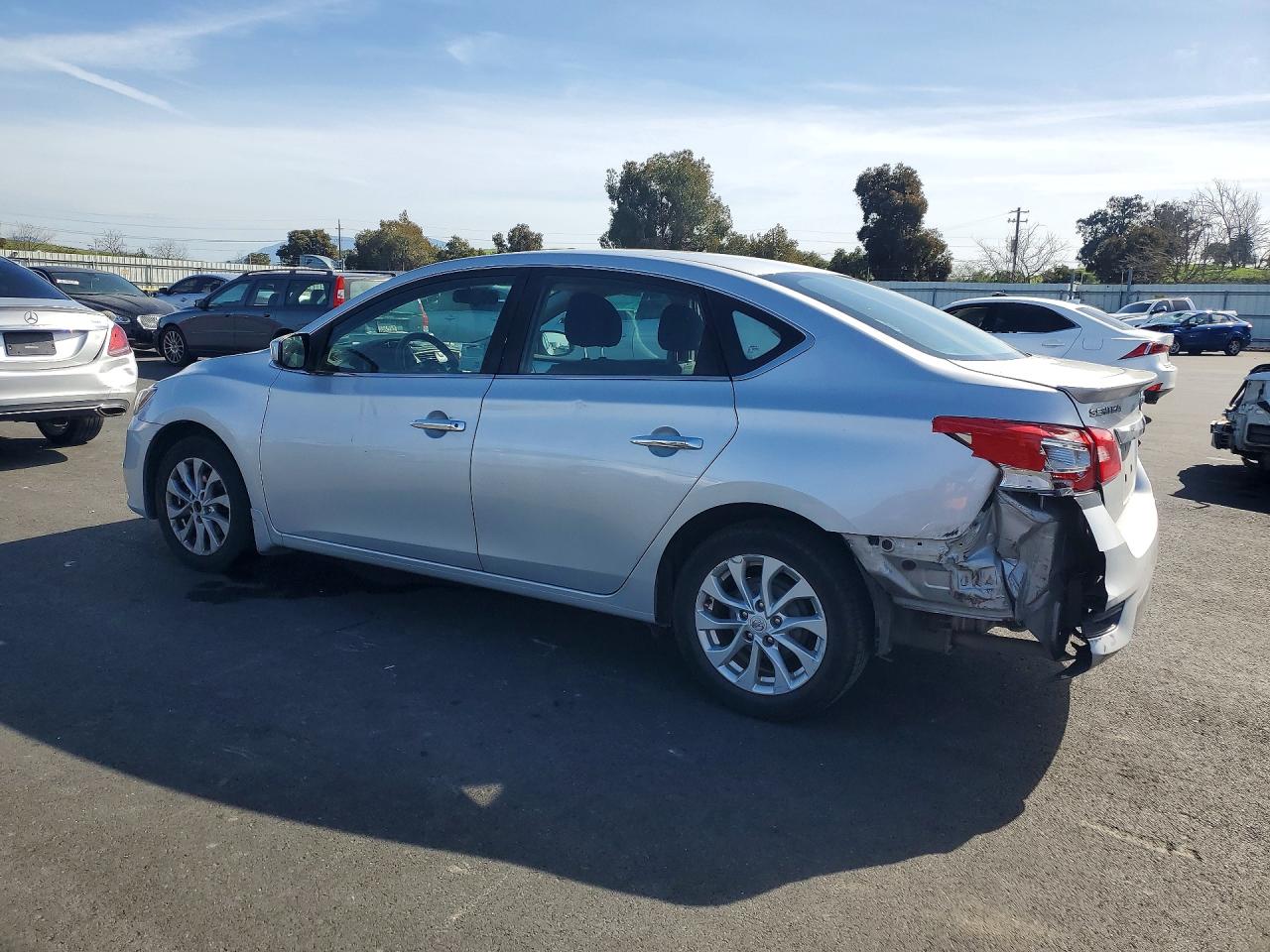 2018 NISSAN SENTRA S photo 2